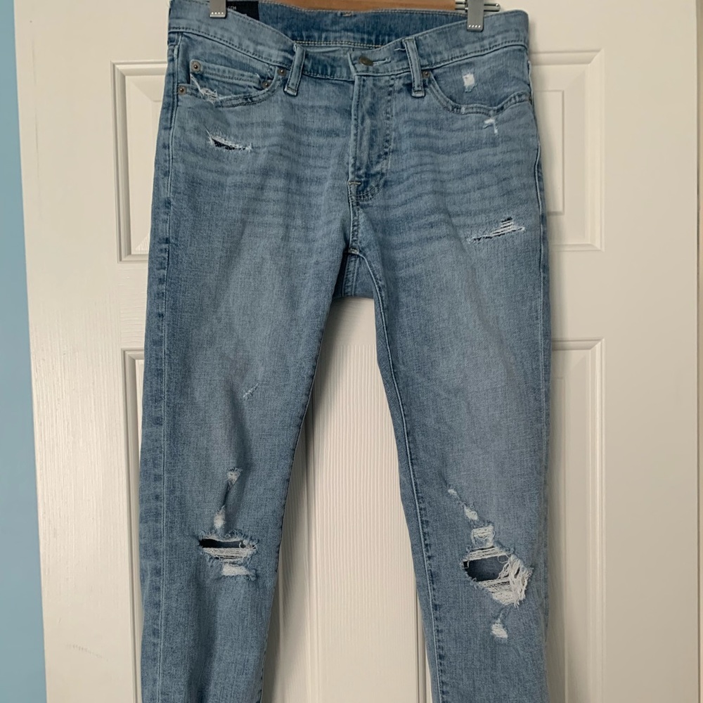 A&F men’s jeans